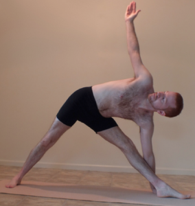 Triangle, Uttihita Trikonasana